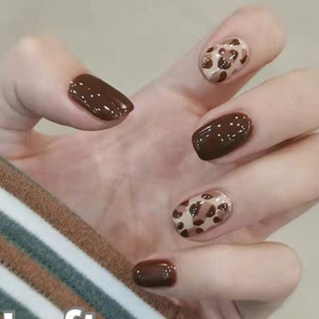 Nailamour Brown Leopard Print Artificial Nail Kit - 24pcs
