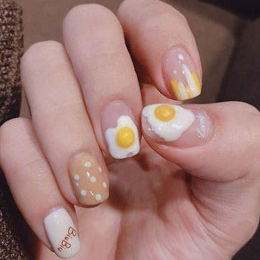 30 Oval Nail Designs That'll Convince You to Round Your Edges