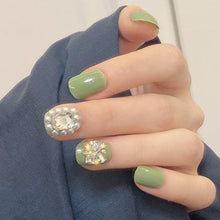 Load image into Gallery viewer, Green Embellished Artificial Nail Kit
