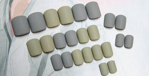 Green & Grey Matte Short Artificial Nail Kit