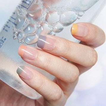Multicolor French Tip Short Artificial Nail Kit 