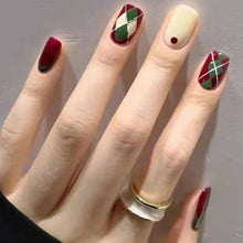 Load image into Gallery viewer, Nailamour Red &amp; Green Sweater Print Artificial Nail Kit - 24pcs
