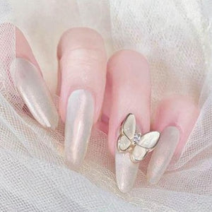 White Gold Butterfly Artificial Nail Kit